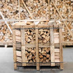 Halbe Palette kammergetrocknetes gespalten Buchen Brennholz 25 cm